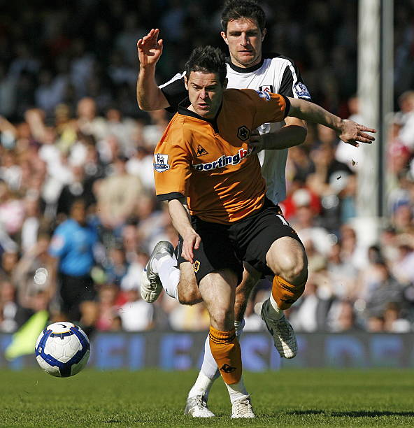 容不得一丝 容不得一丝