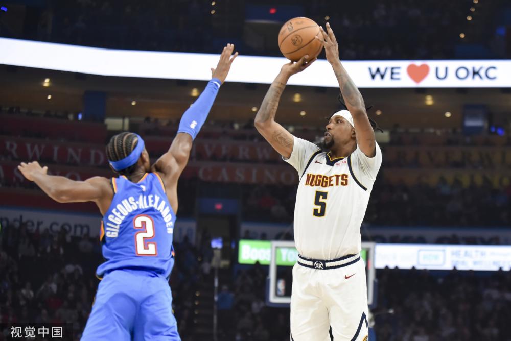 体表演者曾 体表演者曾