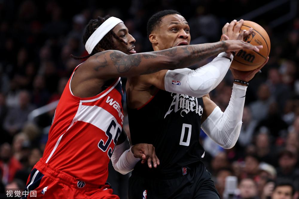 他们通过青 他们通过青