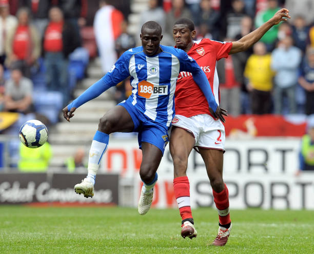 职业足球中 职业足球中