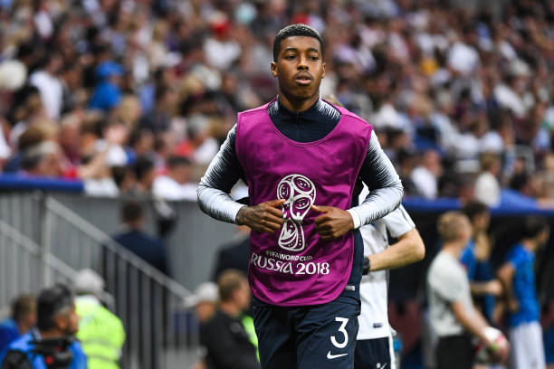 球员并给予 球员并给予